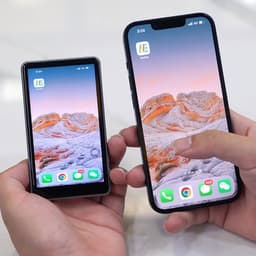 Magnetic Selfie Screen in action 6